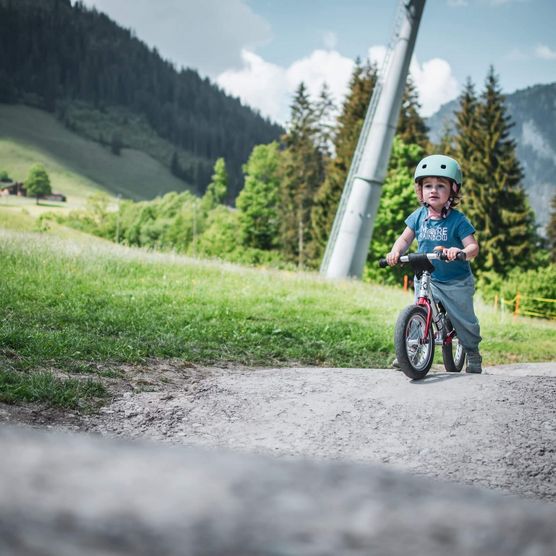 Im Bike-Park am Wiriehorn haben auch die Kleinsten ihren Spass. 